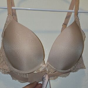 Victoria's Secret Lace Accent Bra in Beige